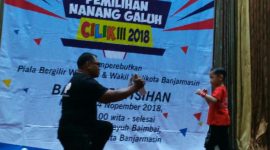 Foto/Ist

BELA DIRI - Dhafi, salah satu peserta `Naga' Cilik III ketika menunjukan aksi bela diri dan deretan penampilam peserta lainnya.