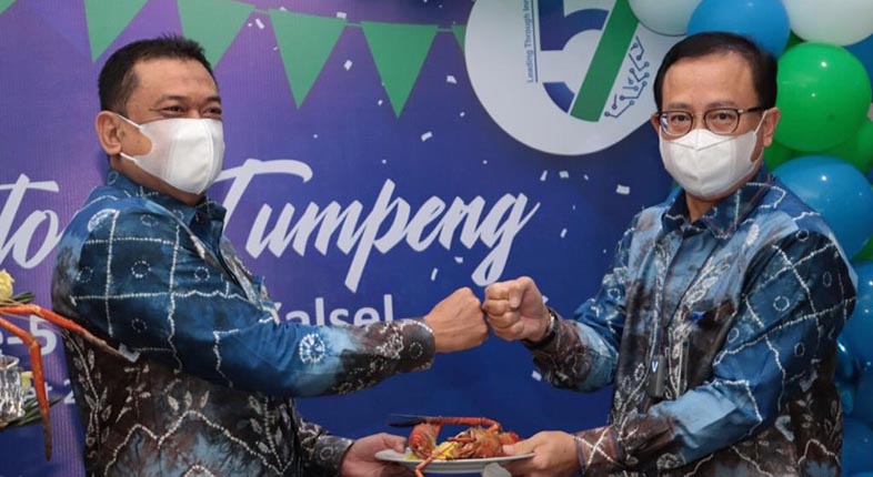 HUT Bank Kalsel- Dirut Bank Kalsel bersama Komisaris