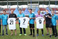 KEPALA DAERAH Ramaikan Turnamen Sepak Bola Bank Kalsel