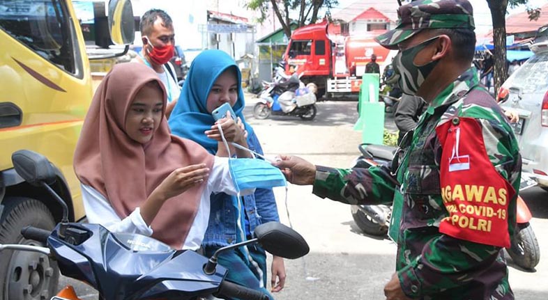 Pembagian Masker di kota banjarmasin