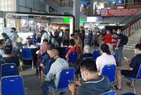 Pemberian vaksin covid-19 secara massal