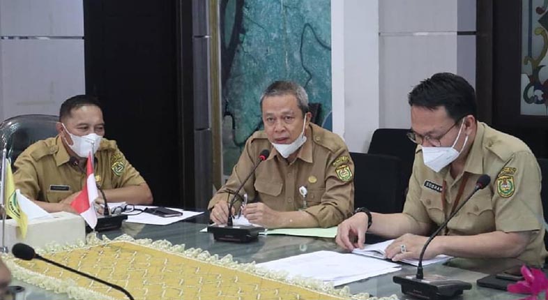 Pemerintah kota Banjarmasin menggelar rapat terkait pembahasan penyederhanaan birokasi di lingkungan Pemko Banjarmasin (1)