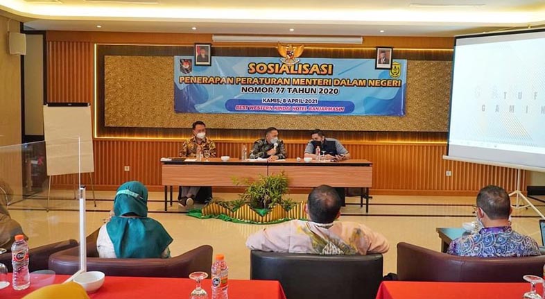 Penjabat (Pj) Sekretaris Daerah Kota Banjarmasin H Mukhyar membuka kegiatan Sosialisasi Penerapan Peraturan Menteri Dalam Negeri (PMDN)