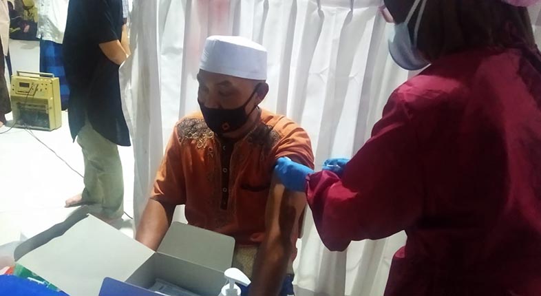 Vaksinasi COVID-19 di Kota Banjarmasin