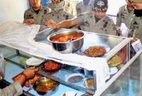 Warung Sakadup yang beroperasi di bulan Ramadhan