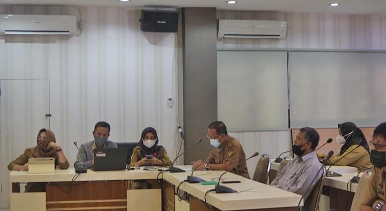 rapat koordinasi Sanitasi Kota Banjarmasin, di Aula Barenlitbangda, Balaikota Banjarmasin (1)