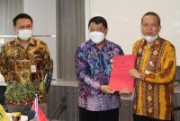 rapat penyerahan 14 Sertifikat Fasilitas Umum (FSU) Perumahan dalam rangka menjadi atas nama Pemerintah Kota Banjarmasin (1)