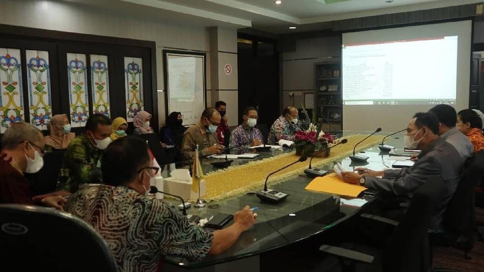 rapat pengelolaan transfer ke daerah dalam rangka mendukung penanganan pandemi Covid-19 rapat pengelolaan transfer ke daerah dalam rangka mendukung penanganan pandemi Covid-19