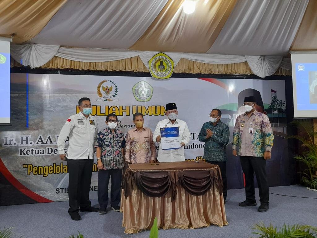 kuliah umum di kampus STIE Indonesia Banjarmasin