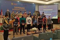 Pengukuhkan Forum Ekonomi Kreatif Kota Banjarmasin masa bakti 2021-2025 di salah satu hotel ternama di Kota Banjarmasin (1)