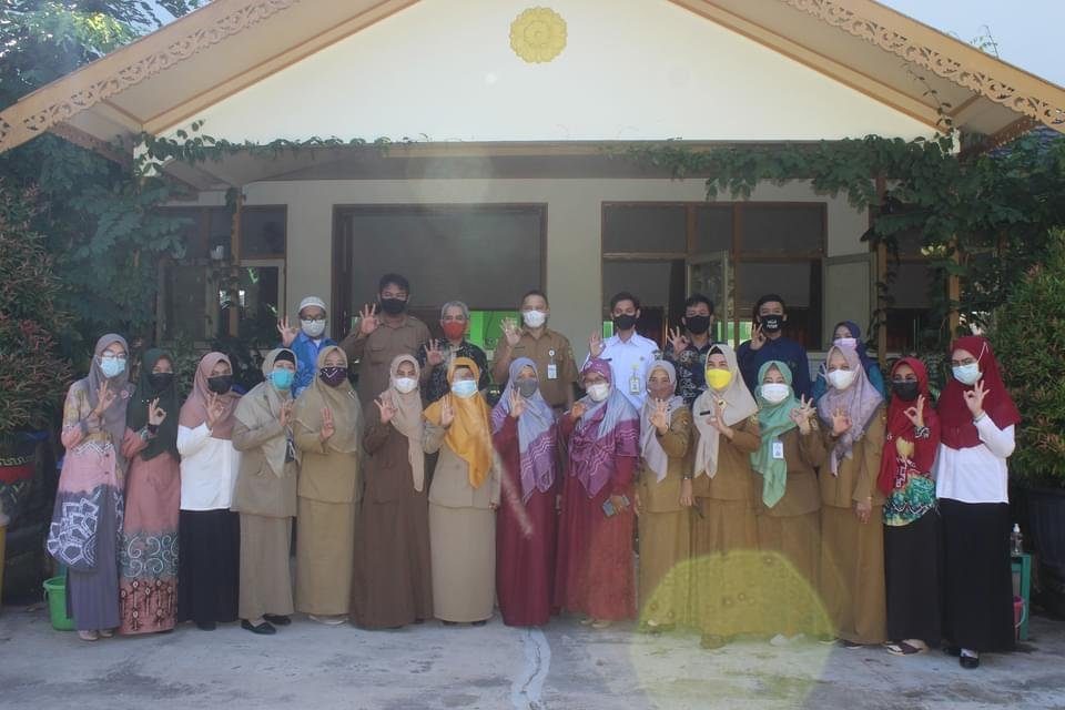 Pembinaan sekolah Adiwiyata tahun 2021 di SMPN 7 kota Banjarmasin