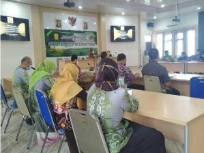 Rapat Koordinasi Kontijensi Kesiapsiagaan Menghadapi lonjakan kasus Covid-19 yang dilaksanakan Dinas Kesehatan Kota Banjarmasin (3)