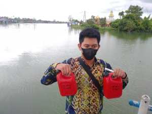 DLH BANJARMASIN Ambil Sampel Kedua di Sungai Lulut, Terkait Perubahan Warna Air (2)