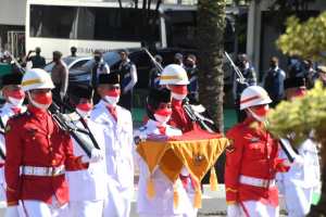 NERVOUS Bayangi Fitri Saat Ditunjuk Jadi Pembawa Baki Bendera (2)