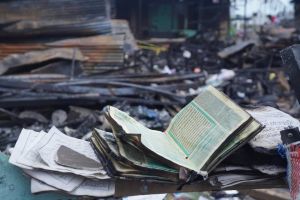 PEMKO PERHATIAN Terhadap Musibah Kebakaran di Alalak, Walikota Antarkan Bantuan (2)