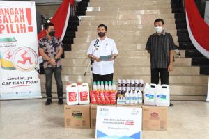 TERIMA BANTUAN PT KINO, Walikota Sebut Bagian Upaya Bersama Tangani Covid-19 di Banjarmasin (3)