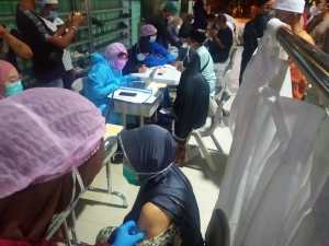 KEMBALI DIGALAKKAN Vaksinasi di Tempat Ibadah (2)