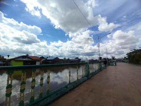 'DICURI' Pagar Dermaga Masjid Sultan Suriansyah (2)