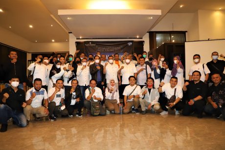 BANK KALSEL Berikan Penghargaan pada Media Partner (2)