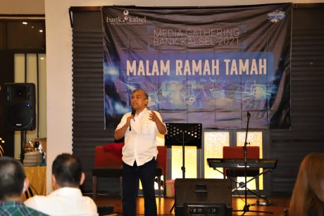 BANK KALSEL Berikan Penghargaan pada Media Partner (3)