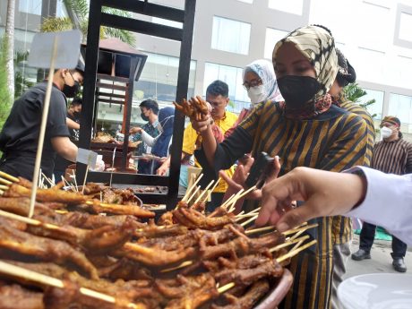 OBATI RINDU, pada Gelaran Jogja Istimewa dan Kopi Nusantara di Mercure (2)