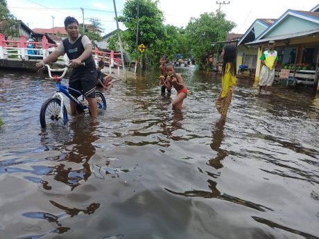 TIDAK SEMUA Titik Banjir Rob Bisa Tertangani Diakui Ibnu Sina (3)