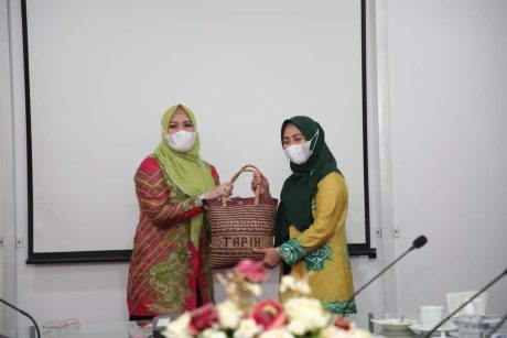 TP PKK BANJARMASIN Dikunjungi PKK Tapin (2)