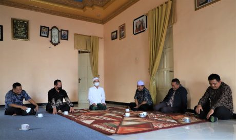 UPZ BANK KALSEL Beri Genset Ponpes Nurul Hijrah, Wujud Peduli Keagamaan dan Pendidikan (2)