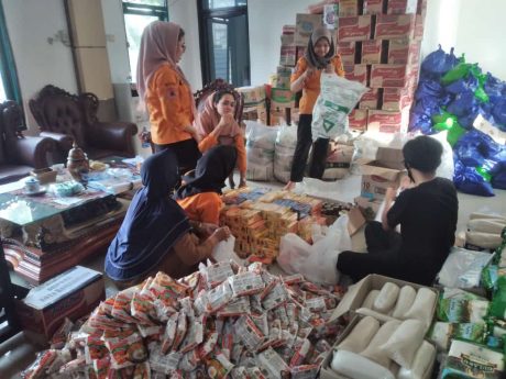 PERCEPAT Vaksinasi Lansia dengan Hadiah Ribuan Paket Sembako (2)