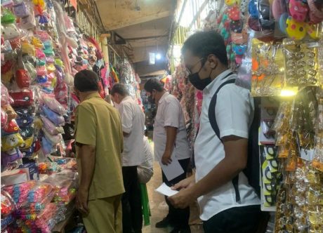 DISEGEL Puluhan Lapak Pedagang di Pasar Tradisional Gegara Tunggak Retribusi (2)