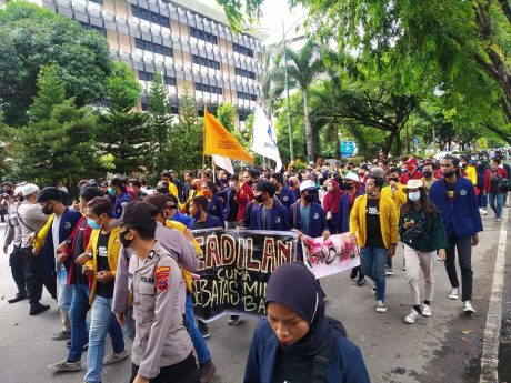DIGELAR DIALOG Soal Dugaan Mahasiswa Ikut Demo Diintervensi Kampus Diancam Penghapusan Beasiswa dan KIP (2)