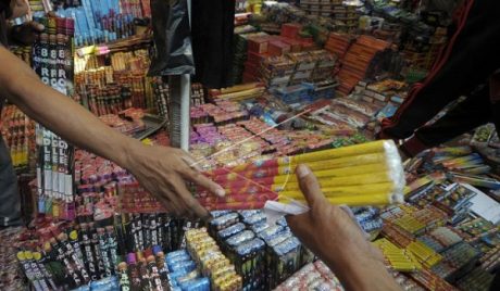 DILARANG! Petasan dan Jam Tayang Rumah Billiard Selama Ramadhan