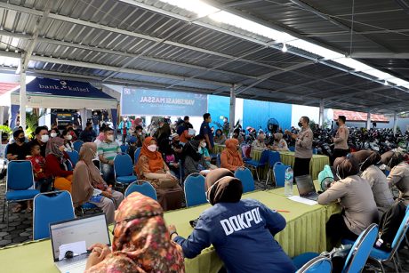 LEBIHI TARGET, Vaksinasi Massal HUT Bank Kalsel ke-58 (2)