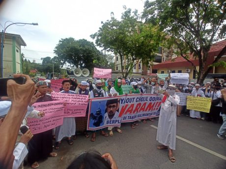 PROTES Analogikan Adzan, Pendemo Haramkan Menteri Yaqut Berpijak di Tanah Kalsel (2)