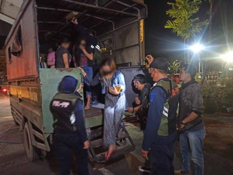 RAZIA MANGKAL 'Kupu-kupu Malam' di Pasar, Digelar Satpol PP Banjarmasin (2)