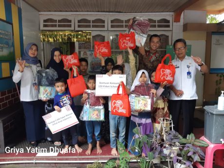 2000 PAKET Mainan untuk Anak Indonesia Dibagikan Alfamart dan EMCO Toys-2