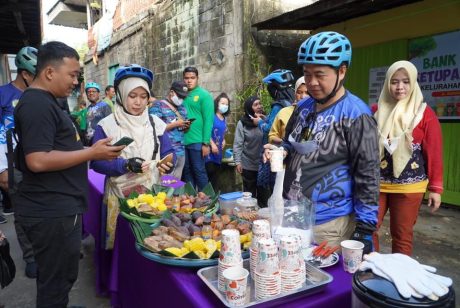 BANK SAMPAH Ketupat Pandan Diresmikan, Walikota Banjarmasin Ajak Pilah Sampah dari Rumah-3