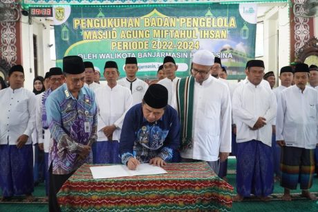H IBNU SINA Ajak Bulatkan Semangat Memakmurkan Masjid -2