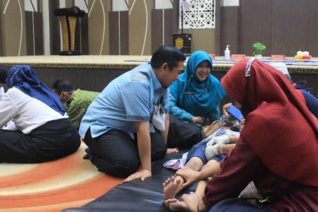GRATIS Sunatan Massal, Peringati Hari Anak Nasional-3