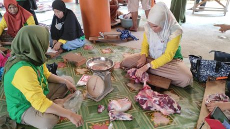 PWI KALSEL Potong 4 Ekor Sapi Kurban-2