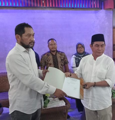 RESMI DAFTAR, Petahana Ketua PWI Kalsel Zainal Helmie Serahkan Berkas (2)
