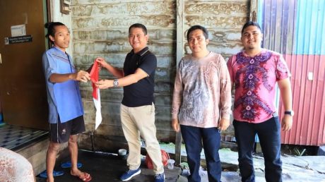 GERAKAN 10 Juta Bendera Merah Putih, Turut Dilaksanakan Diskominfotik (2)