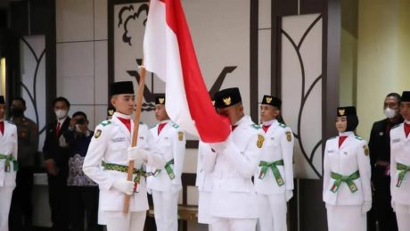 PASKIBRAKA Kota Banjarmasin Dikukuhkan, Siap Kibarkan Sang Merah Putih (3)