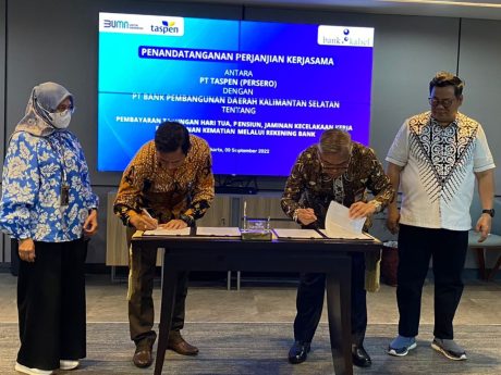 BANK KALSEL dan TASPEN Tandatangani PKS Pembayaran Pensiunan ASN di Kalsel (3)