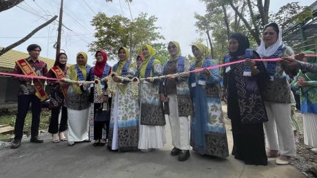 LADIES PROGRAM APEKSI Praktik Pembuatan Saco dan Tinjau Festival Anggrek (2)