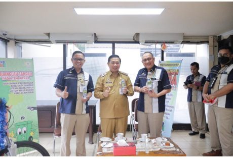 PT AM Bandarmasih Bagi-Bagi Undian Teladan Sepeda, Meriahkan HUT Kota Banjarmasin (2)
