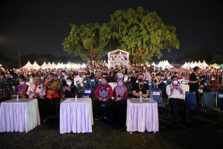 TARI asal Banjarmasin 'Hikayat Warisan Sirang' Tampil di SIPA 2022 (2)