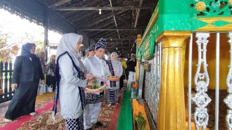 ZIARAH Pemko dan Forkopimda ke Makam Sultan Banjar Pertama (2)