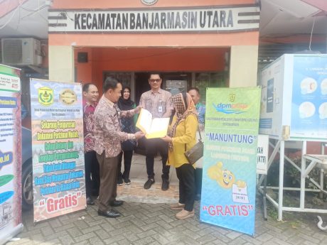 'MANUNTUNG', Program DPMPTSP Permudah Urusan Perizinan (2)