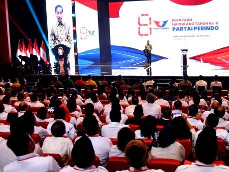 PRESIDEN JOKOWI Puji Keampuhan Mars Perindo (1)